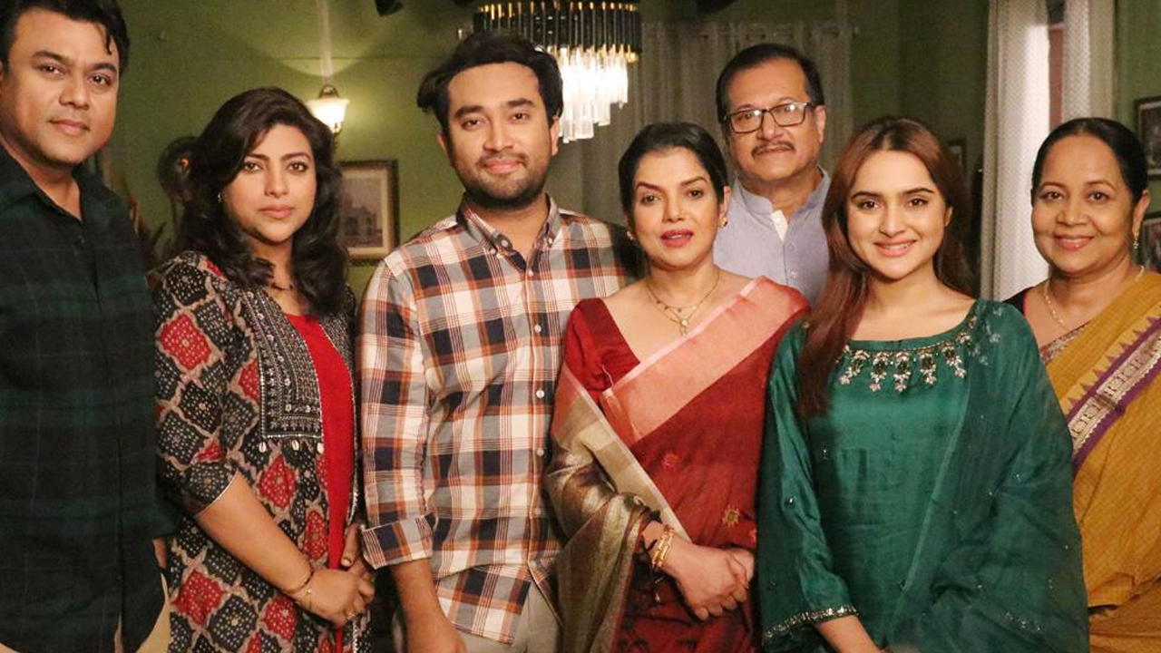 ‘হ্যাপি ডিভোর্স’ নিয়ে উচ্ছ্বসিত তারা