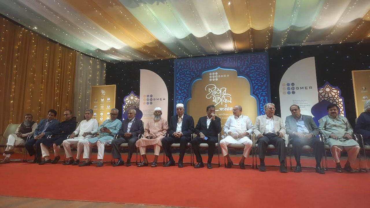 পোশাক শিল্পের উন্নয়ন মানে দেশের অর্থনীতির উন্নয়ন