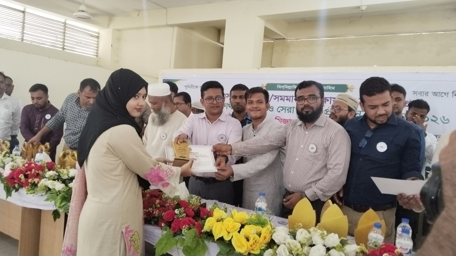 'শুধু ভালো ফল নয়, মানবিক গুণাবলিও অর্জন করতে হবে’—শিবচরে ইউএনও এইচ. এম. ইবনে মিজান