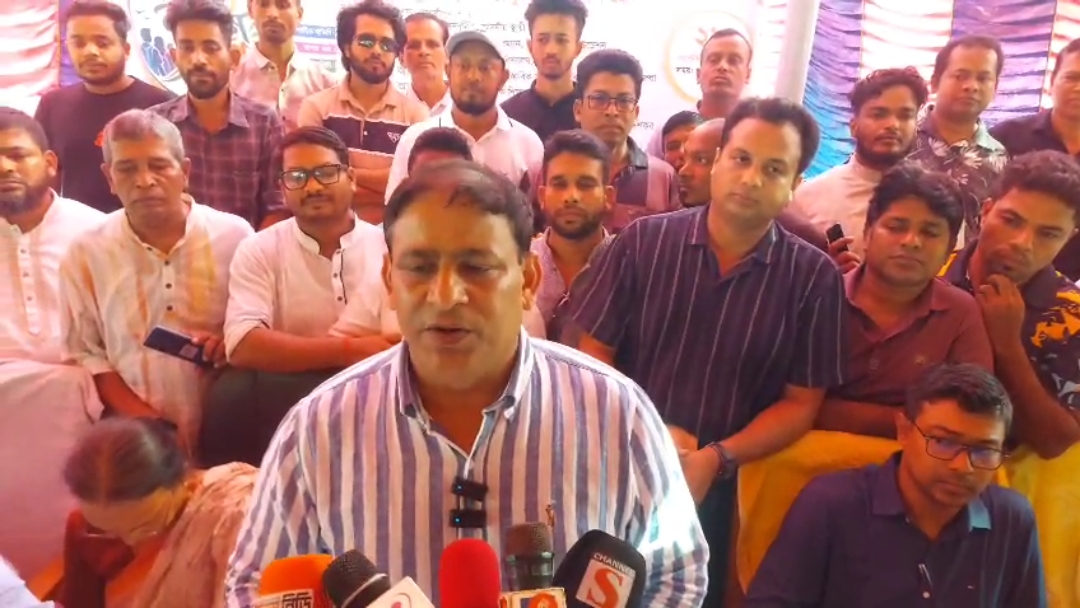 মাদারীপুরে শশীকর শহীদ স্মৃতি মহাবিদ্যালয়ে নবীন বরণ,ফুলেল শুভেচ্ছায় নতুন শিক্ষার্থীদের বরণ,মনোজ্ঞ সাংস্কৃতিক অনুষ্ঠান